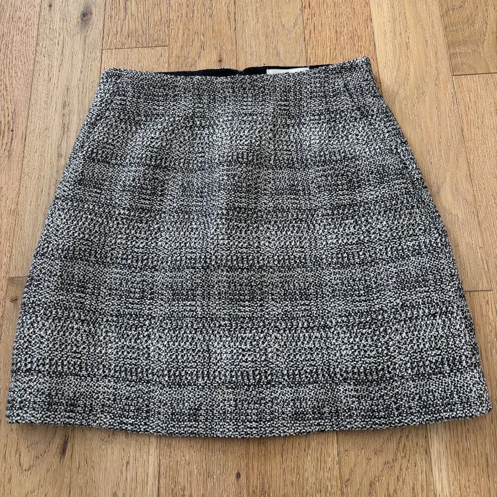 Aritzia Babaton Tweed Skirt - Size 00